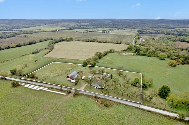 4743 S 190th Road, Halfway, MO 65663
