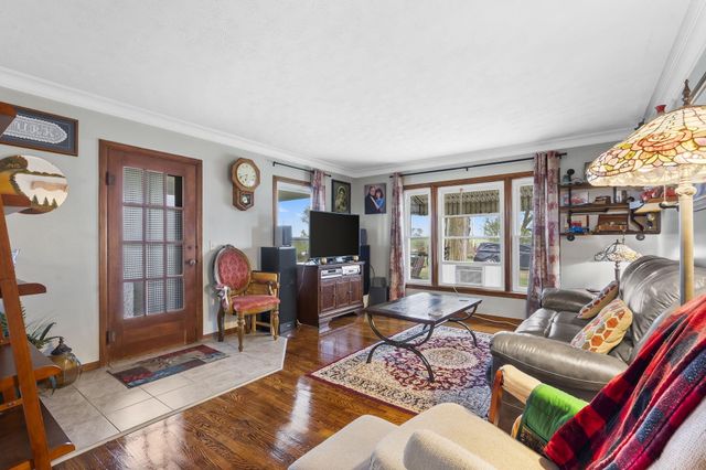 4743 S 190th Road, Halfway, MO 65663