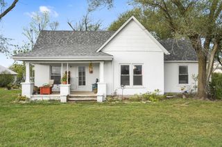 4743 S 190th Road, Halfway, MO 65663