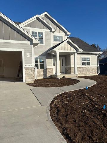 N55W25290 Crescent Hill DRIVE, Sussex, WI 53089