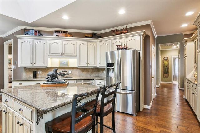 6401 Steeple Chasse Drive, Orange, TX 77632