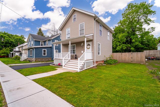 90 South Street, Warwick, NY 10990