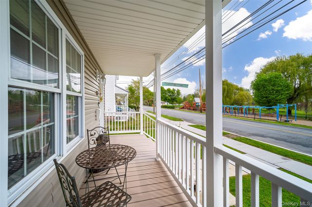 90 South Street, Warwick, NY 10990