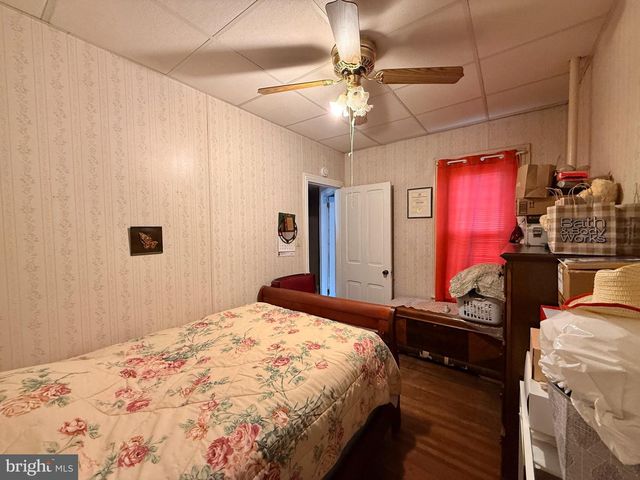 1811 PERKIOMEN AVE, Reading, PA 19606