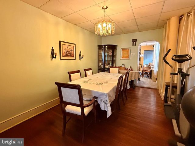 1811 PERKIOMEN AVE, Reading, PA 19606