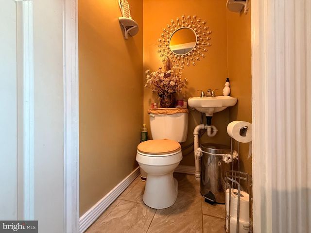 1811 PERKIOMEN AVE, Reading, PA 19606