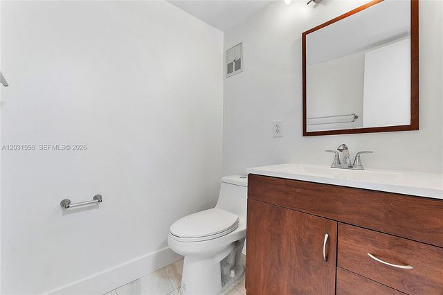 398 Fern Drive 106, Weston, FL 33326