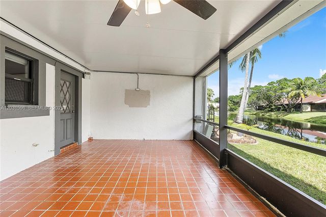 398 Fern Drive 106, Weston, FL 33326