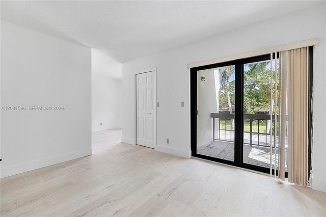 398 Fern Drive 106, Weston, FL 33326