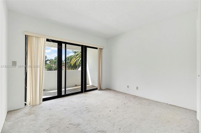 398 Fern Drive 106, Weston, FL 33326