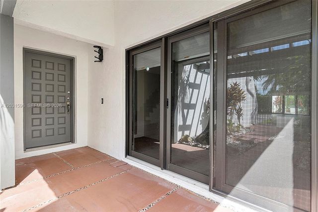 398 Fern Drive 106, Weston, FL 33326