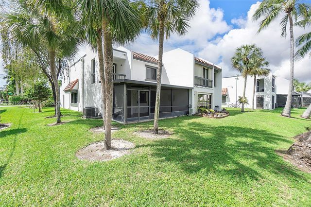 398 Fern Drive 106, Weston, FL 33326
