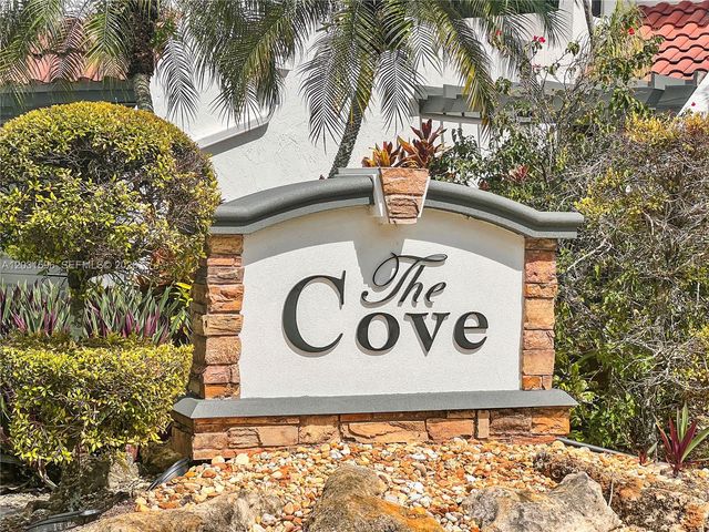 398 Fern Drive 106, Weston, FL 33326