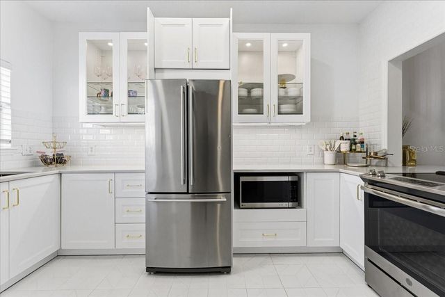 4708 GURNET COURT, Tampa, FL 33611