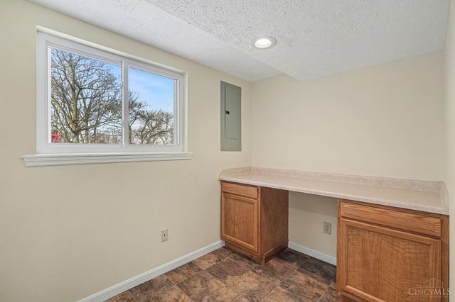 11586 Pippin Road, Colerain Twp, OH 45231