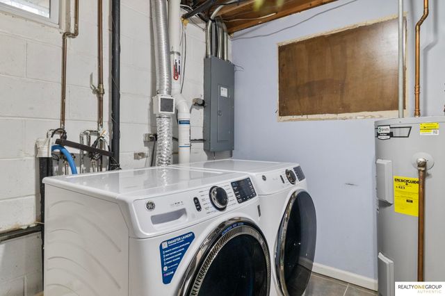 1410 Beechwood Avenue, Papillion, NE 68133