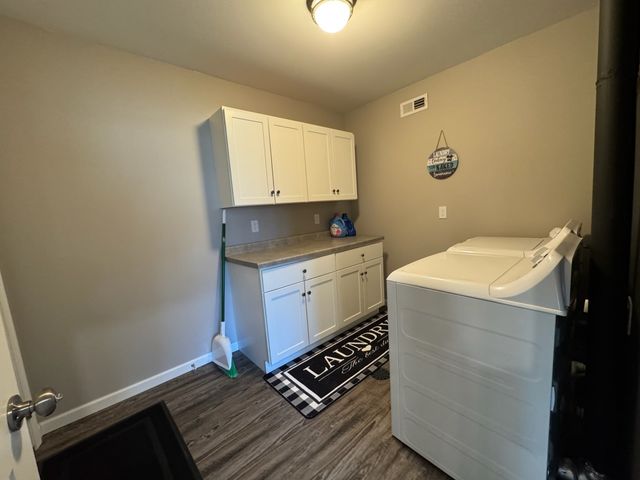 15 E 1st Street, Milledgeville, IL 61051