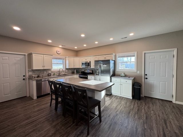 15 E 1st Street, Milledgeville, IL 61051