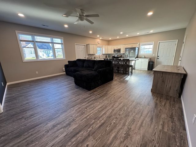 15 E 1st Street, Milledgeville, IL 61051