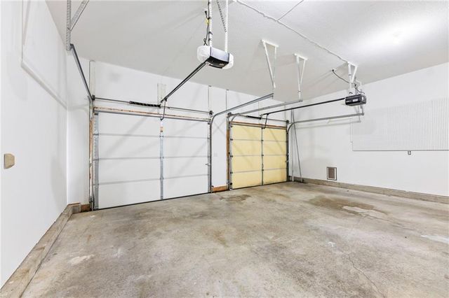 17603 157th Street, Basehor, KS 66007