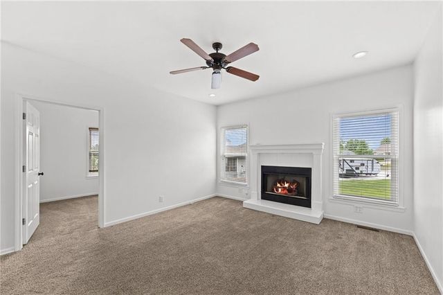 17603 157th Street, Basehor, KS 66007