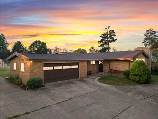 537 OLD NATIONAL PIKE, Centerville, PA 15417