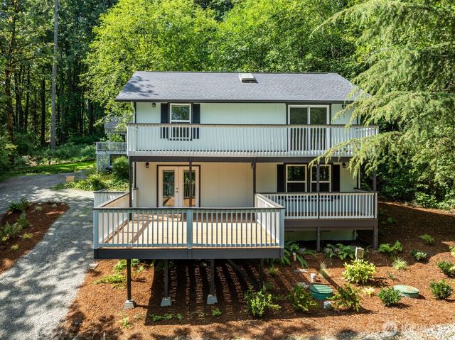 7605 NE Hidden Cove Rd, Bainbridge Island, WA 98110