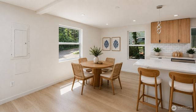 7605 NE Hidden Cove Rd, Bainbridge Island, WA 98110