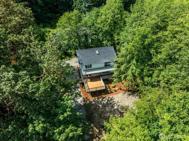 7605 NE Hidden Cove Rd, Bainbridge Island, WA 98110