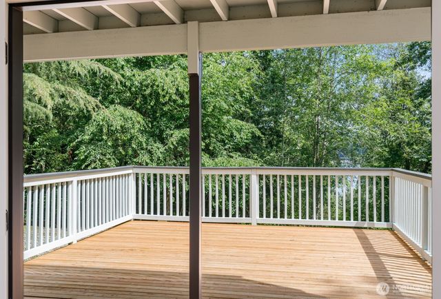 7605 NE Hidden Cove Rd, Bainbridge Island, WA 98110
