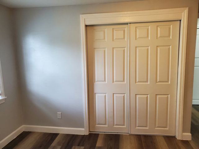725 Bay St, Springfield, MA 01109