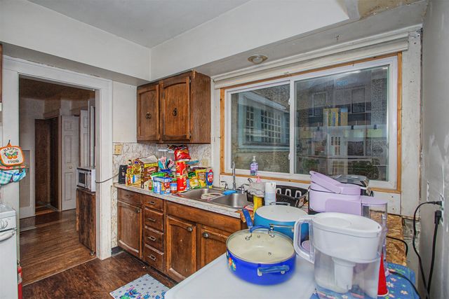 605 8th Street 607, Ames, IA 50010