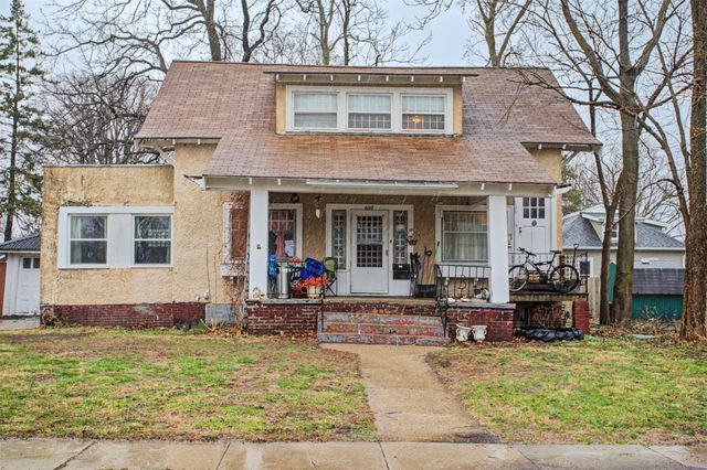 605 8th Street 607, Ames, IA 50010