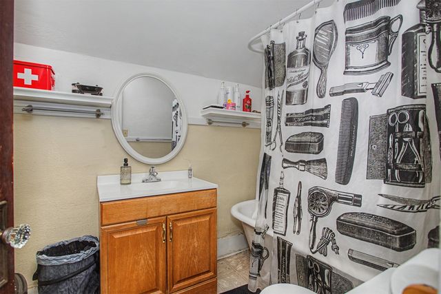 605 8th Street 607, Ames, IA 50010