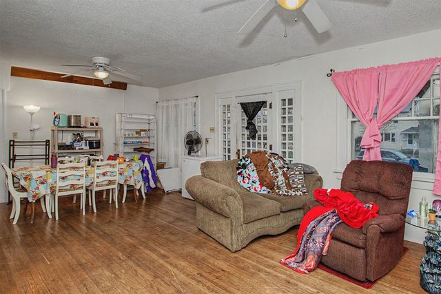 605 8th Street 607, Ames, IA 50010