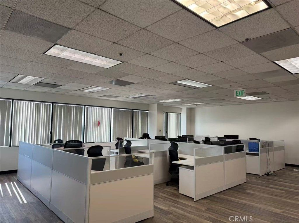 17100 Pioneer, Artesia, CA 90701 — photo 3