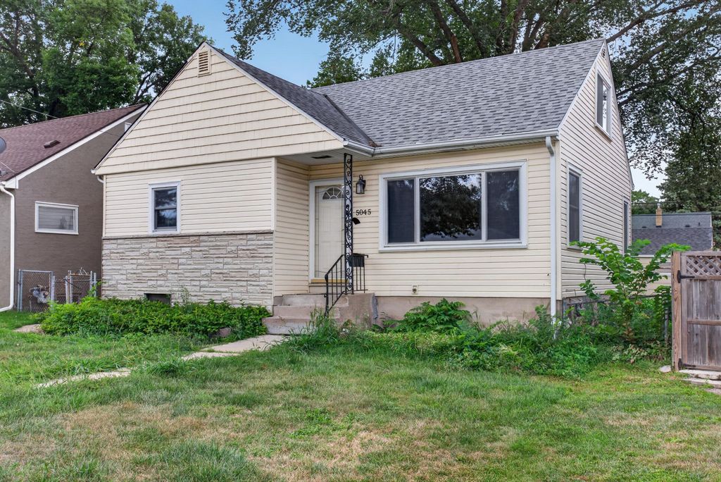5045 Upton Avenue N, Minneapolis, MN 55430 — exterior