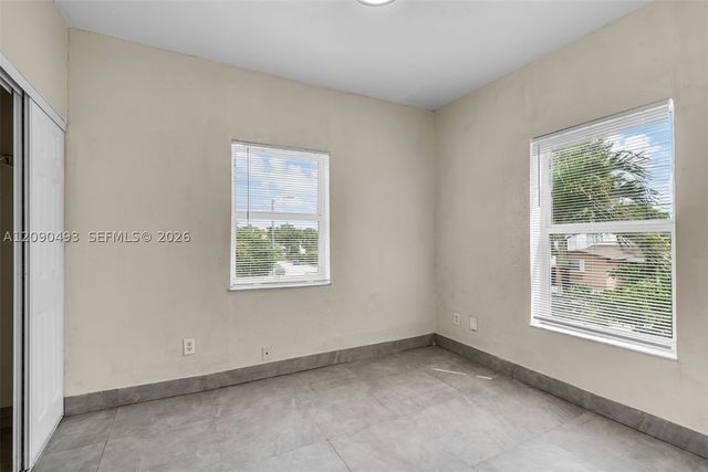 285 NW 44th St 4, Miami, FL 33127