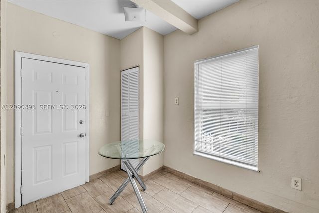 285 NW 44th St 4, Miami, FL 33127