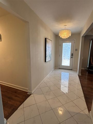 5834 Clendenin Avenue, Dallas, TX 75228