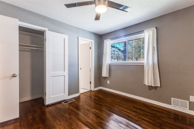 5834 Clendenin Avenue, Dallas, TX 75228