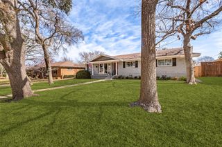 5834 Clendenin Avenue, Dallas, TX 75228