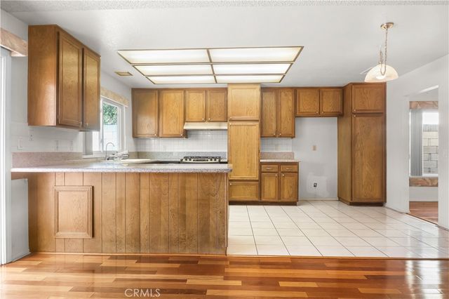 1307 Maywood, Upland, CA 91786