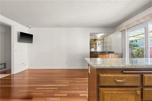 1307 Maywood, Upland, CA 91786
