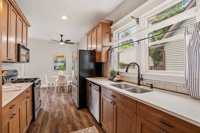 3811 S Sherman St, Spokane, WA 99203