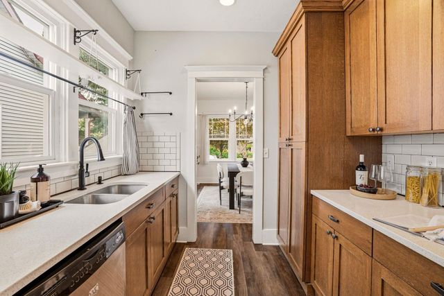 3811 S Sherman St, Spokane, WA 99203
