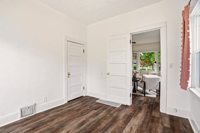 3811 S Sherman St, Spokane, WA 99203