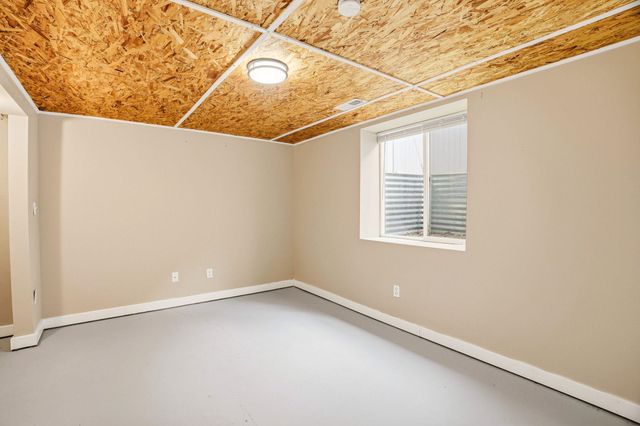 3811 S Sherman St, Spokane, WA 99203
