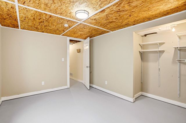 3811 S Sherman St, Spokane, WA 99203