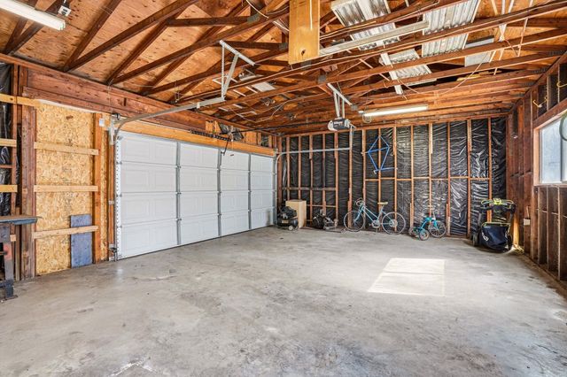 3811 S Sherman St, Spokane, WA 99203